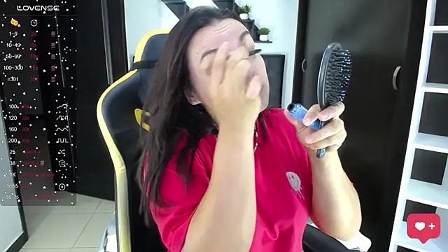 Snapshot of kendalladam chatting on October 2025 08:18:01 PM kendalladam online show from October 2025 08:18:01 PM