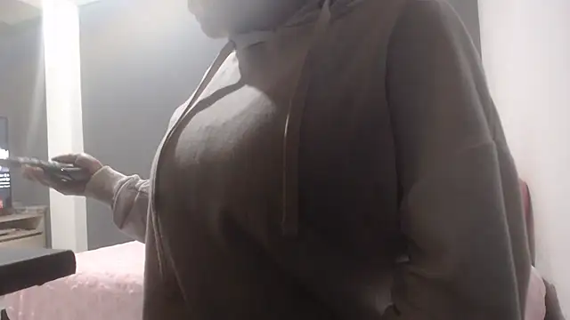 Janna099 online show from February 2026 06:57:02 PM