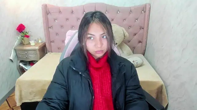 XSmaggiiee online show from January 2025 02:40:01 AM