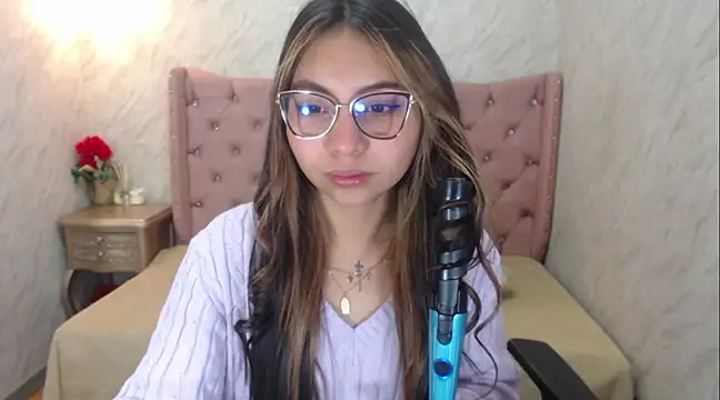 XSmaggiiee online show from March 2025 05:22:02 AM