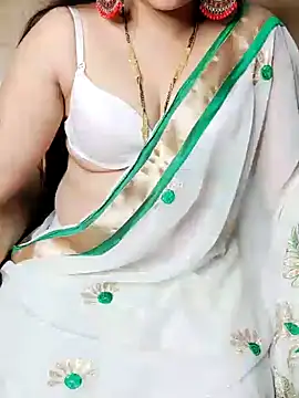 Traditional Housewife  online show from December 2024 06:15:02 PM