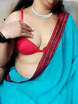 Traditional Housewife  online show from February 2025 04:11:01 PM