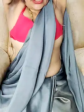 Traditional Housewife  online show from March 2025 04:30:02 AM
