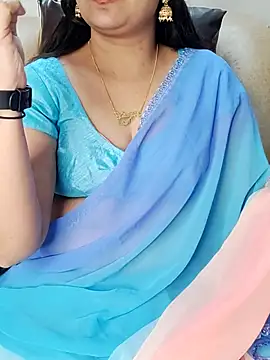 Traditional Housewife  online show from September 2025 12:49:02 PM
