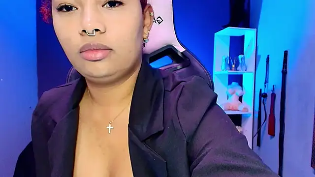 JadaRoberts online show from October 2025 12:14:02 PM