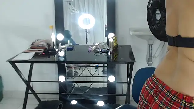 keyla-sensual online show from February 2025 11:10:02 PM