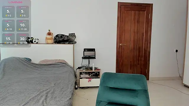 Brooooke online show from June 2026 02:10:02 PM