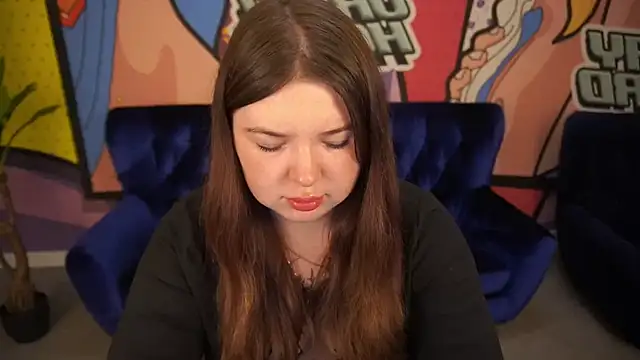 Snapshot of RosieMoons chatting on October 2025 07:42:02 PM RosieMoons online show from October 2025 07:42:02 PM