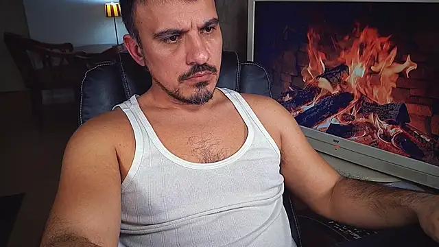 Snapshot of officeman7 chatting on February 2025 06:38:01 PM officeman7 online show from February 2025 06:38:01 PM