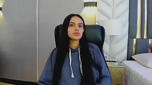 Snapshot of ChloeHarper_ chatting on July 2026 11:49:02 AM ChloeHarper online show from July 2026 11:49:02 AM