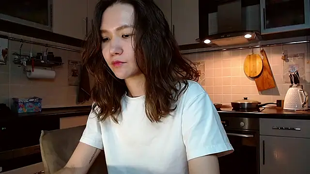 Kelly Yon online show from March 2025 10:16:01 PM