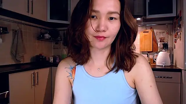 Kelly Yon online show from September 2025 08:45:01 PM