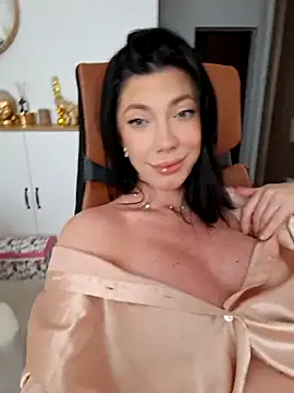 ViviRuth online show from October 2025 10:37:02 AM