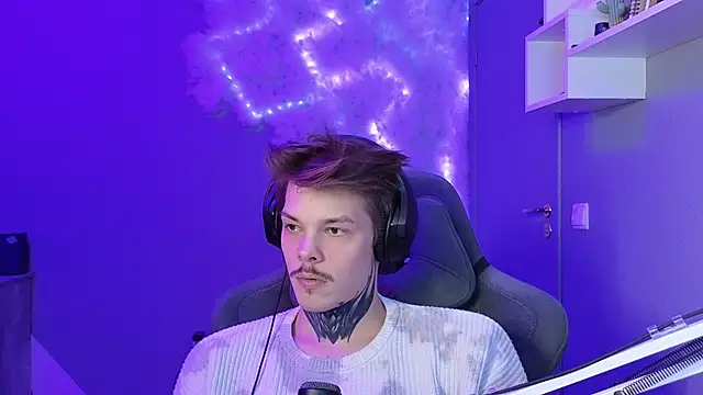 DENIS HERE online show from January 2025 12:54:01 PM