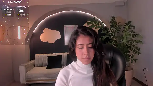 SussanElliot online show from March 2025 07:16:02 PM