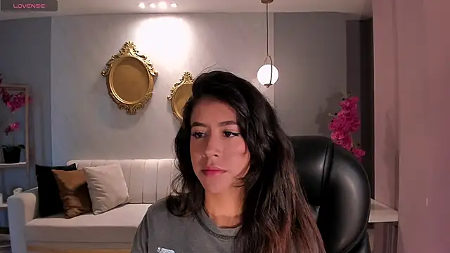 SussanElliot online show from March 2025 04:23:02 PM