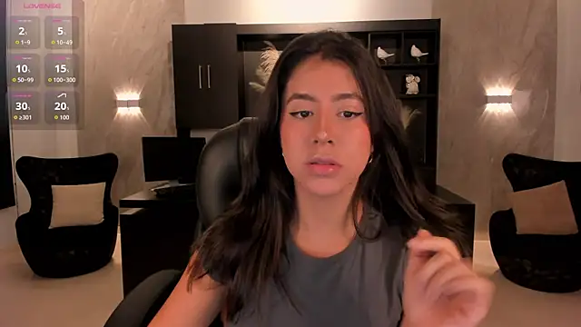 SussanElliot online show from October 2025 10:01:01 AM