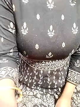 Snapshot of Shreya727 chatting on December 2024 09:52:01 PM Shreya727 online show from December 2024 09:52:01 PM