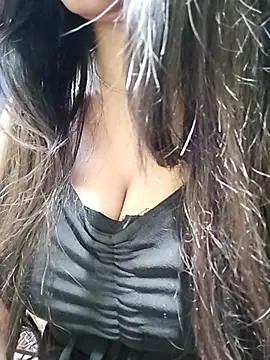 Shreya727 online show from November 2025 07:51:02 PM