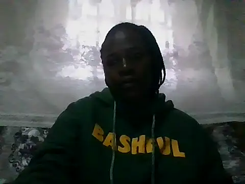Liqueeny online show from September 2025 03:41:02 AM