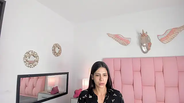 VeronikaOlsen online show from December 2024 12:37:01 PM