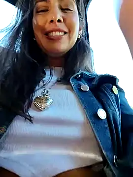 Snapshot of scarlett_moore chatting on January 2025 09:24:01 PM scarlett moore online show from January 2025 09:24:01 PM