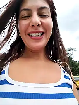 Snapshot of scarlett_moore chatting on January 2025 06:10:02 PM scarlett moore online show from January 2025 06:10:02 PM