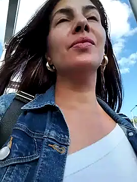 Snapshot of scarlett_moore chatting on February 2025 09:51:01 PM scarlett moore online show from February 2025 09:51:01 PM