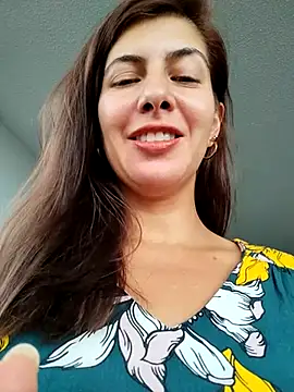 Snapshot of scarlett_moore chatting on February 2025 08:55:01 PM scarlett moore online show from February 2025 08:55:01 PM