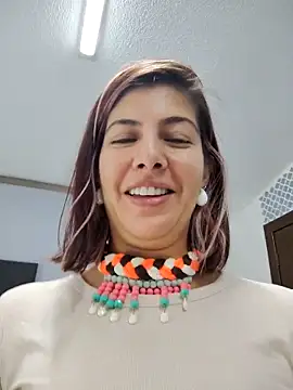 Snapshot of scarlett_moore chatting on September 2025 01:56:02 PM scarlett moore online show from September 2025 01:56:02 PM