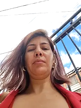 scarlett moore online show from September 2025 01:03:01 PM