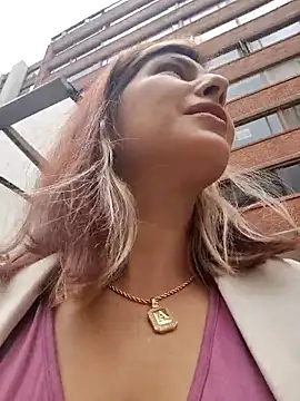 scarlett moore online show from March 2026 03:41:01 PM