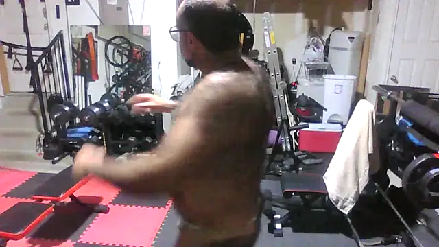 chainjulious online show from February 2026 02:05:01 PM