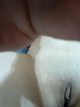 Mia Novikov online show from April 2026 07:58:02 PM