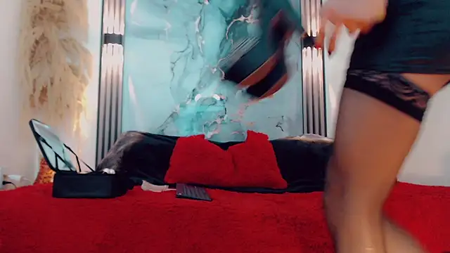 hilary rodriguez online show from September 2025 07:15:02 PM