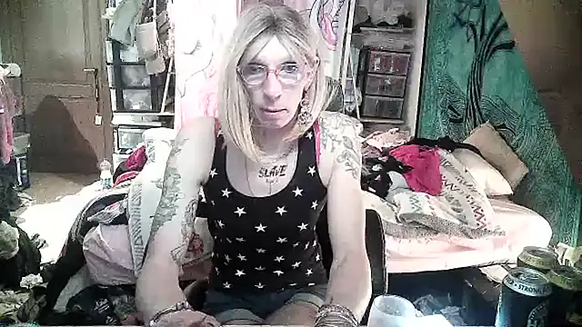 Ombeline1 online show from February 2025 11:01:02 AM