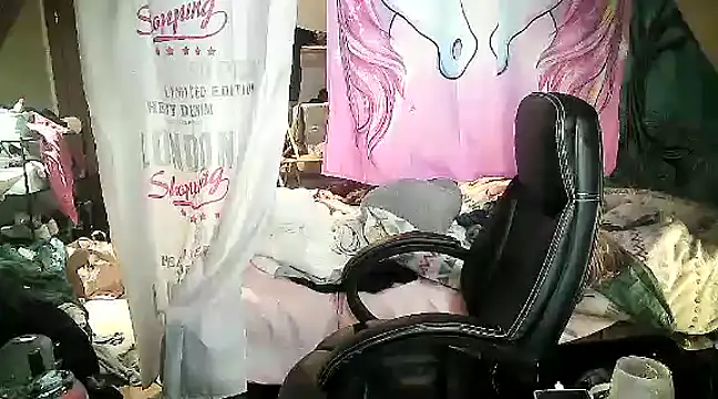 Ombeline1 online show from February 2025 02:40:01 PM