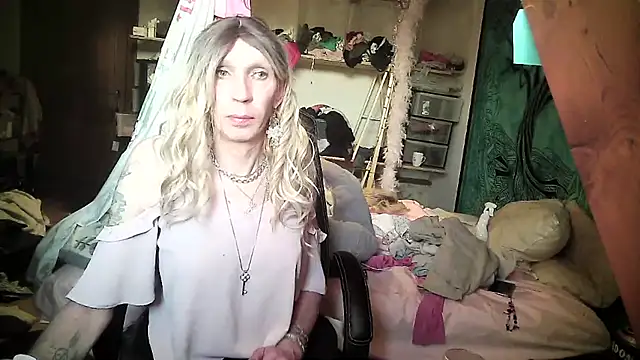 Ombeline1 online show from March 2025 04:56:02 PM