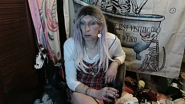 Ombeline1 online show from March 2026 06:15:02 PM