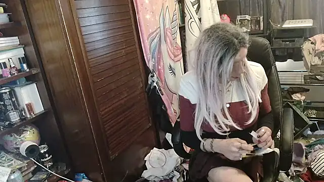 Ombeline1 online show from April 2026 08:08:01 AM