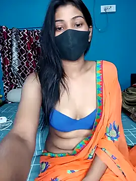Snapshot of Triha_18 chatting on December 2024 07:55:01 PM Triha 18 online show from December 2024 07:55:01 PM