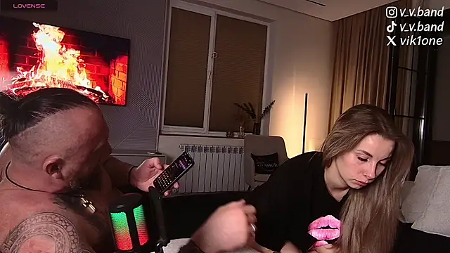 niki7377 online show from March 2026 05:28:01 PM