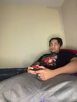 Snapshot of Elgrazonamor chatting on February 2025 01:33:01 AM Elgrazonamor online show from February 2025 01:33:01 AM