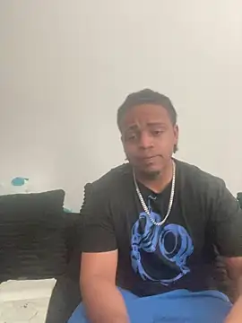 Snapshot of Elgrazonamor chatting on June 2026 10:07:01 PM Elgrazonamor online show from June 2026 10:07:01 PM