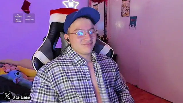 AustinSummerr online show from December 2024 01:39:01 PM