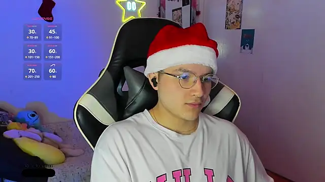 AustinSummerr online show from December 2024 01:45:02 PM