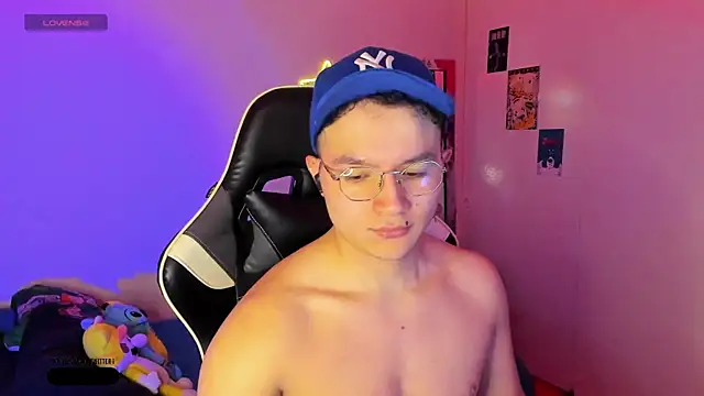 AustinSummerr online show from January 2025 12:52:01 PM