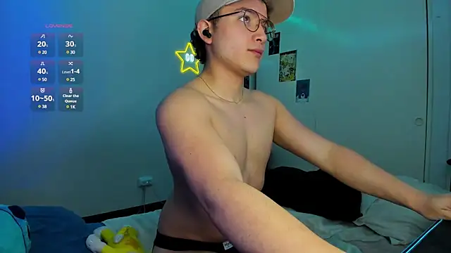 AustinSummerr online show from January 2025 03:59:02 PM