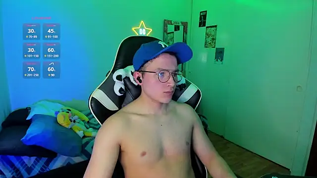 AustinSummerr online show from January 2025 01:25:02 PM