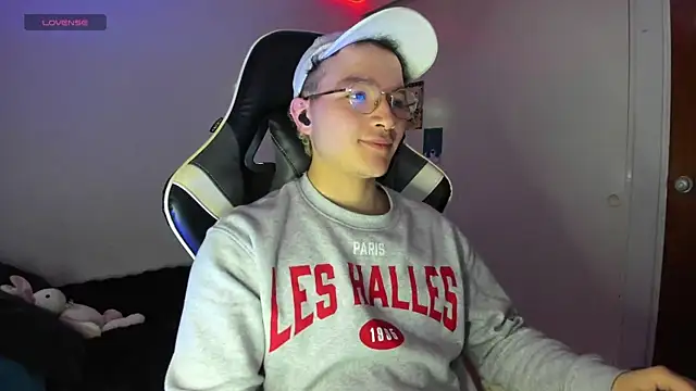 AustinSummerr online show from March 2025 01:35:02 PM